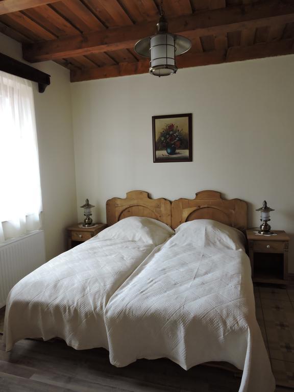 Hotel Kassai Fogado Kaposmero Pokoj fotografie